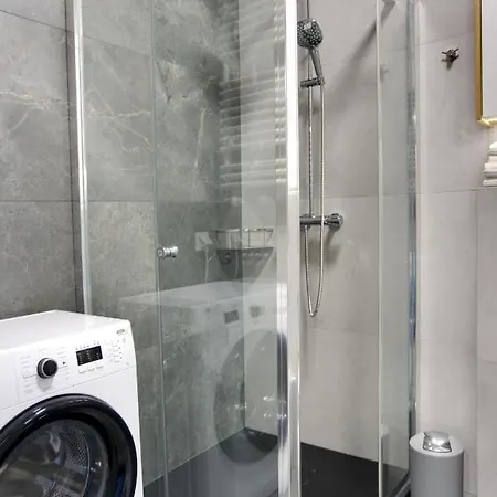 Essence Apartments Topaz Познань Екстер'єр фото