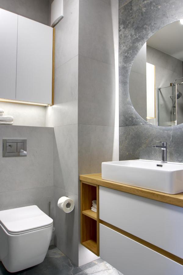 Apartment Essence Topaz Poznan